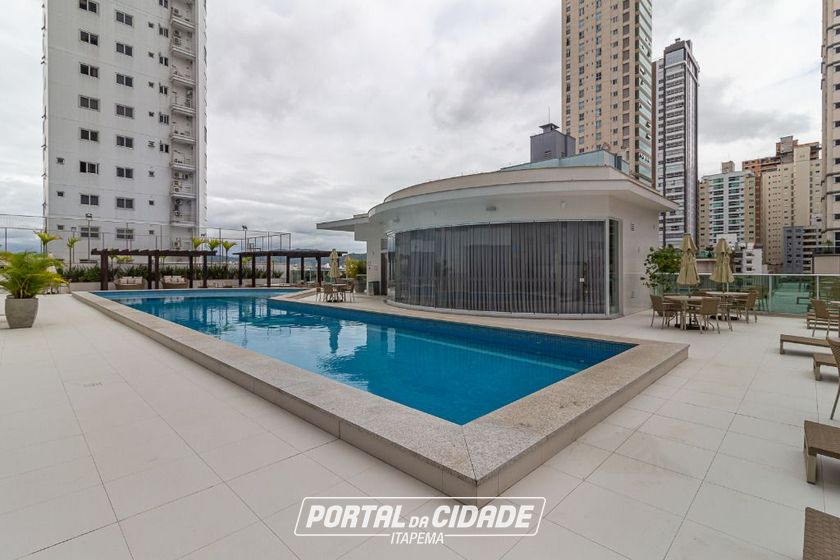 Apartamento para alugar - 120m&sup2; - Centro