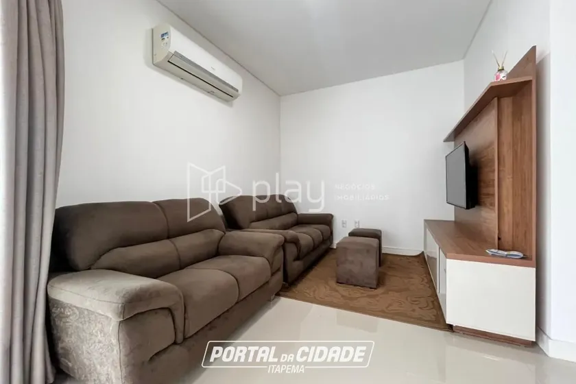 Apartamento &agrave; venda - 110m&sup2; - Meia Praia