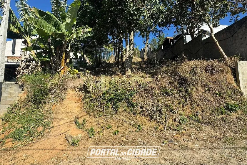 Terreno &agrave; venda - 312m&sup2; - Ilhota