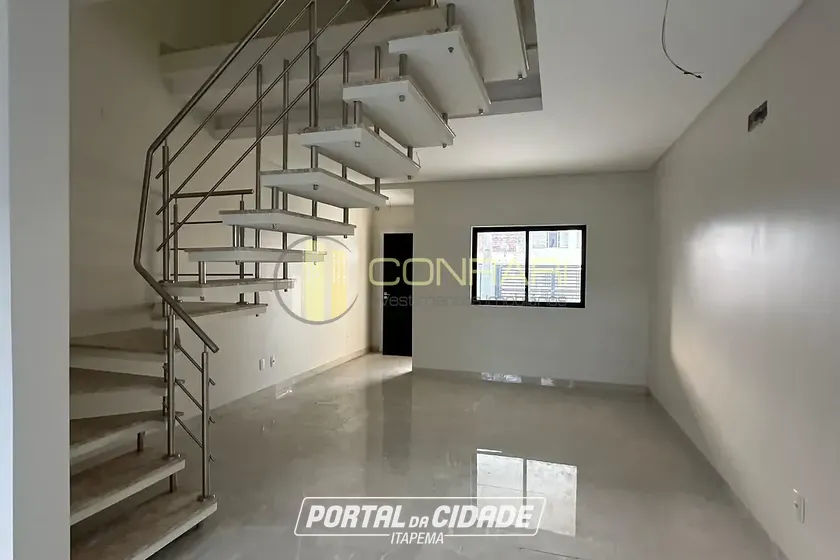 Sobrado &agrave; venda - 167m&sup2; - Morretes