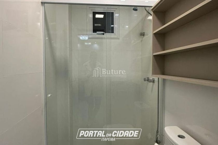 Apartamento &agrave; venda - 81m&sup2; - Meia Praia