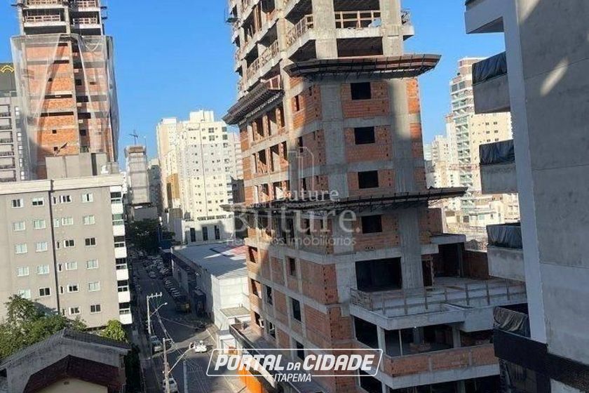 Apartamento &agrave; venda - Meia Praia