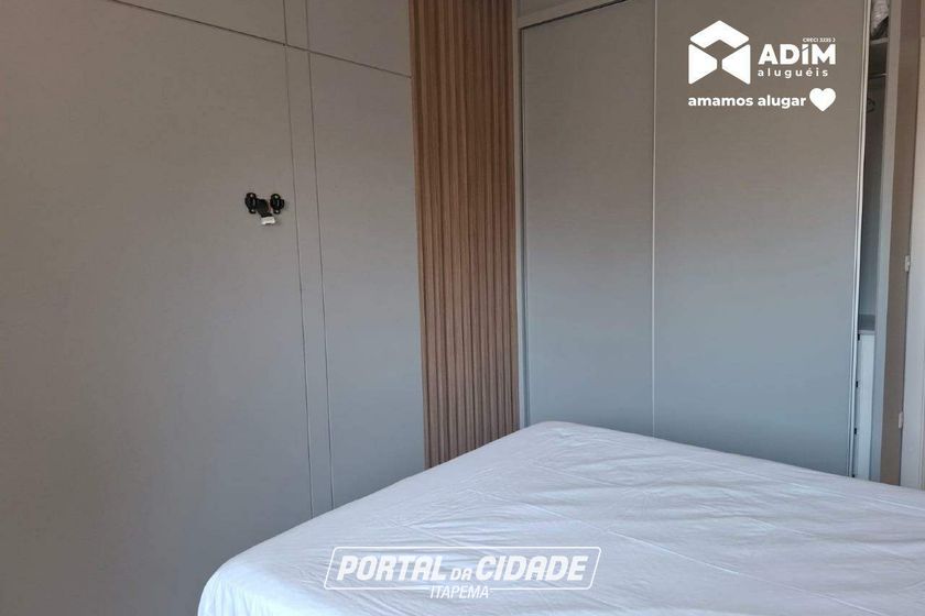 Apartamento para alugar - 145m&sup2; - Meia Praia