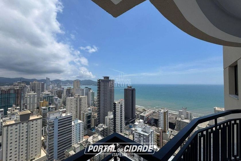 Apartamento &agrave; venda - Meia Praia