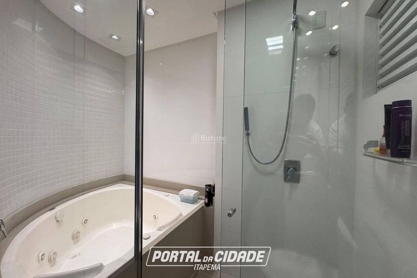 Apartamento &agrave; venda - Meia Praia