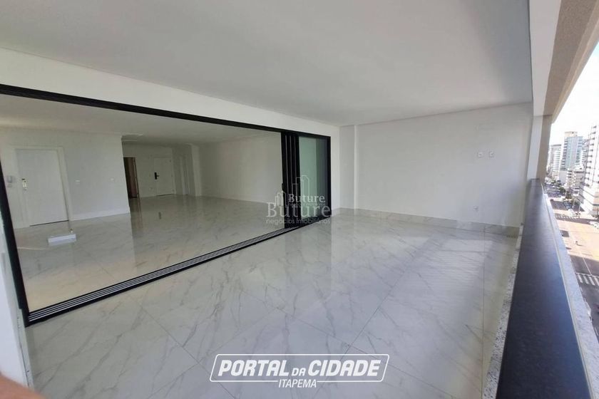 Apartamento &agrave; venda - Meia Praia