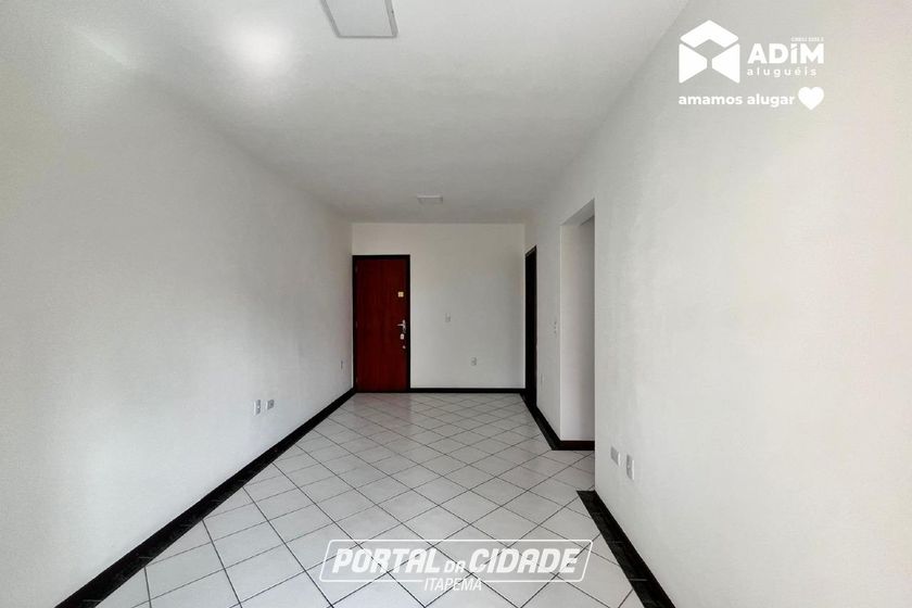 Apartamento para alugar - 60m&sup2; - Centro