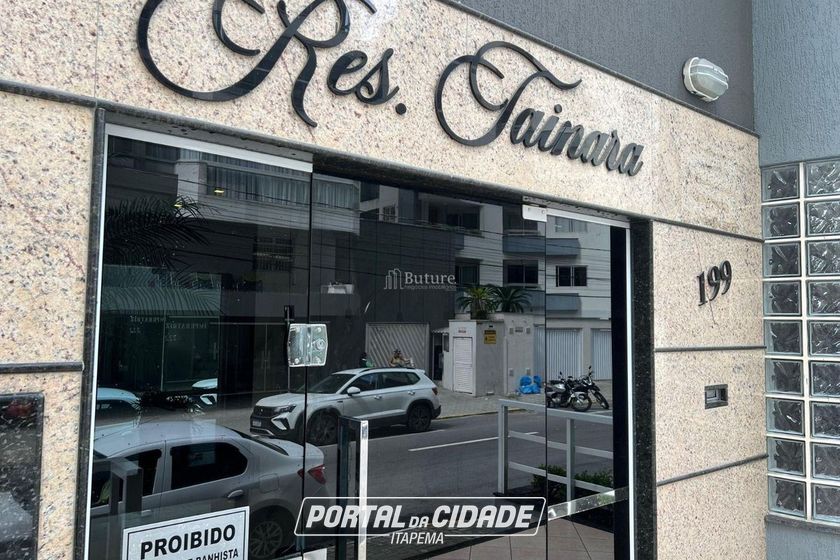 Apartamento &agrave; venda - 139m&sup2; - Meia Praia