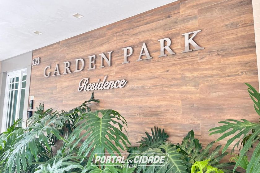 Apartamento &agrave; venda - 86m&sup2; - Meia Praia