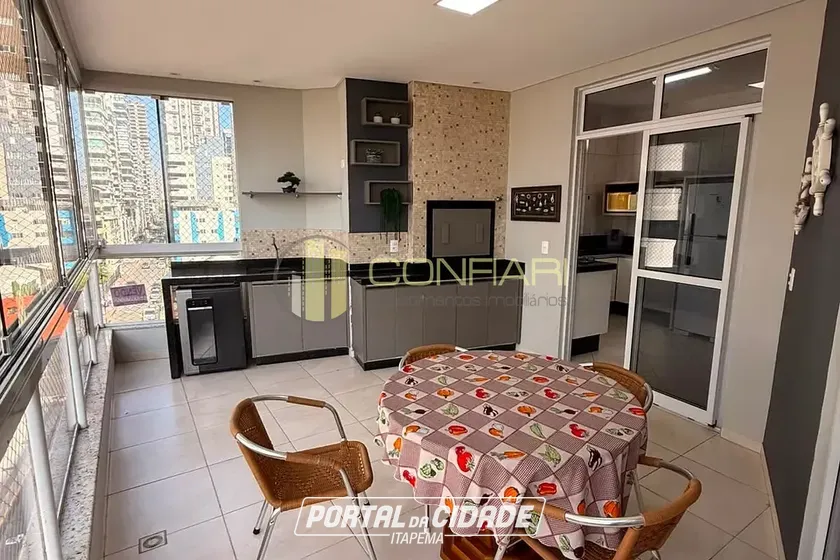 Apartamento &agrave; venda - 154m&sup2; - Meia Praia