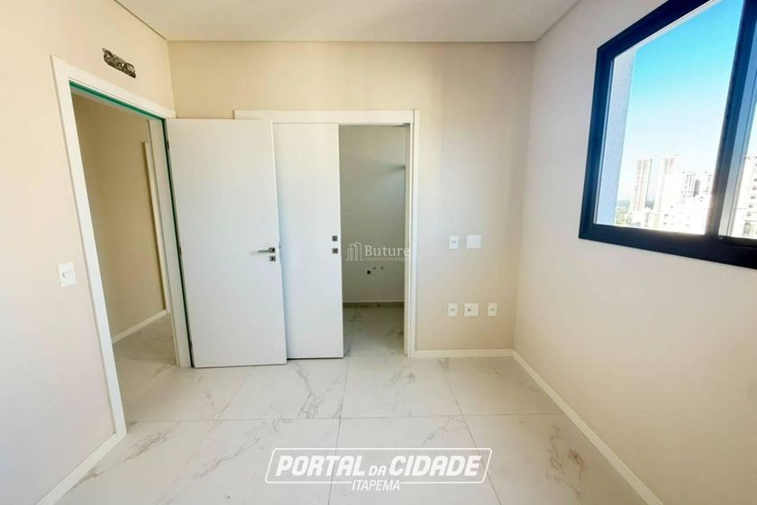 Apartamento &agrave; venda - Meia Praia