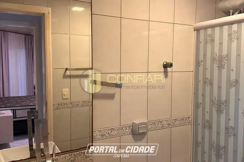 Apartamento para alugar - 98m&sup2; - meia praia