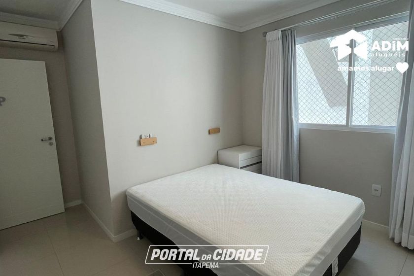 Apartamento para alugar - 110m&sup2; - Meia Praia