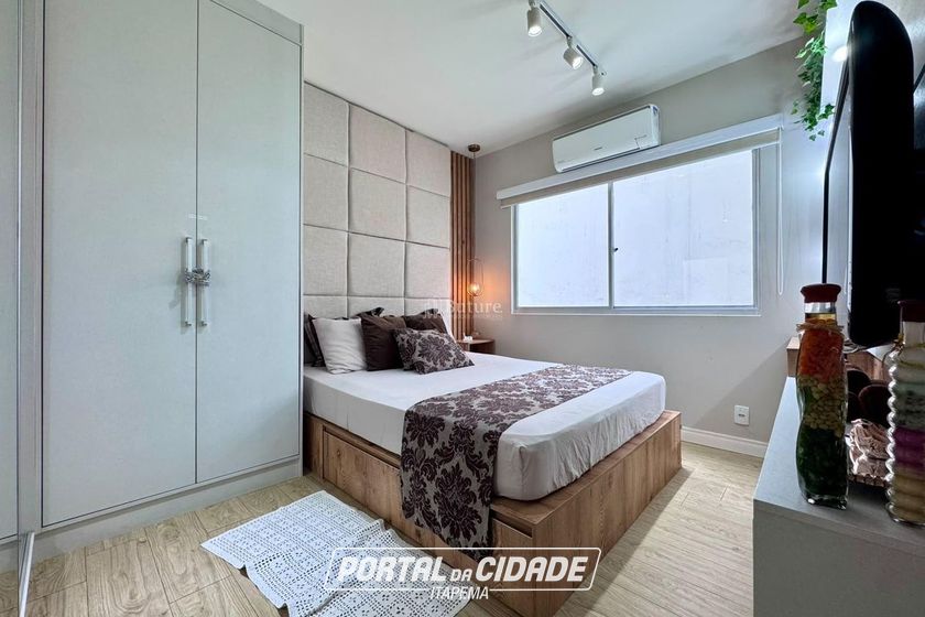Apartamento &agrave; venda - 81m&sup2; - Centro