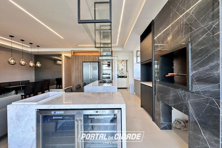 Apartamento &agrave; venda - 138m&sup2; - Centro