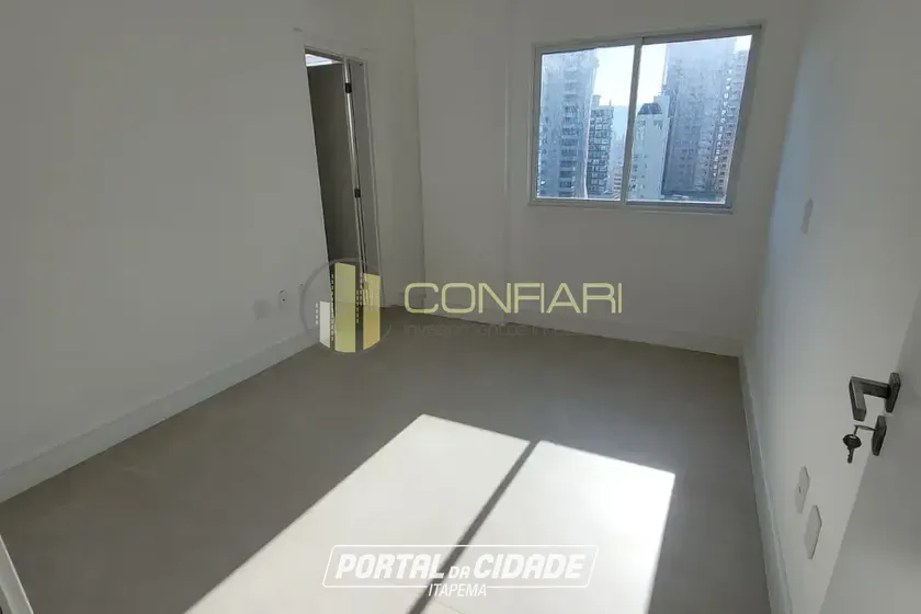 Apartamento &agrave; venda - 149m&sup2; - meia praia
