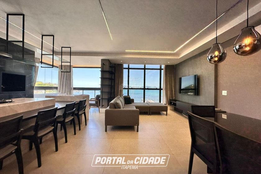 Apartamento &agrave; venda - 138m&sup2; - Centro