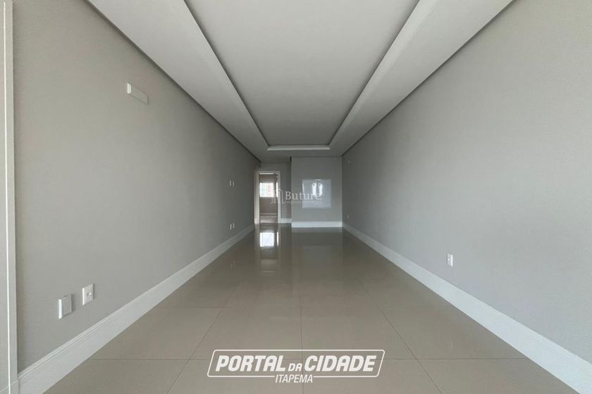 Apartamento &agrave; venda - 193m&sup2; - Meia Praia