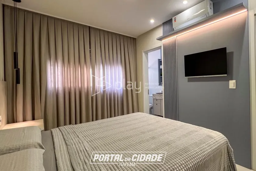 Apartamento &agrave; venda - 115m&sup2; - Meia Praia