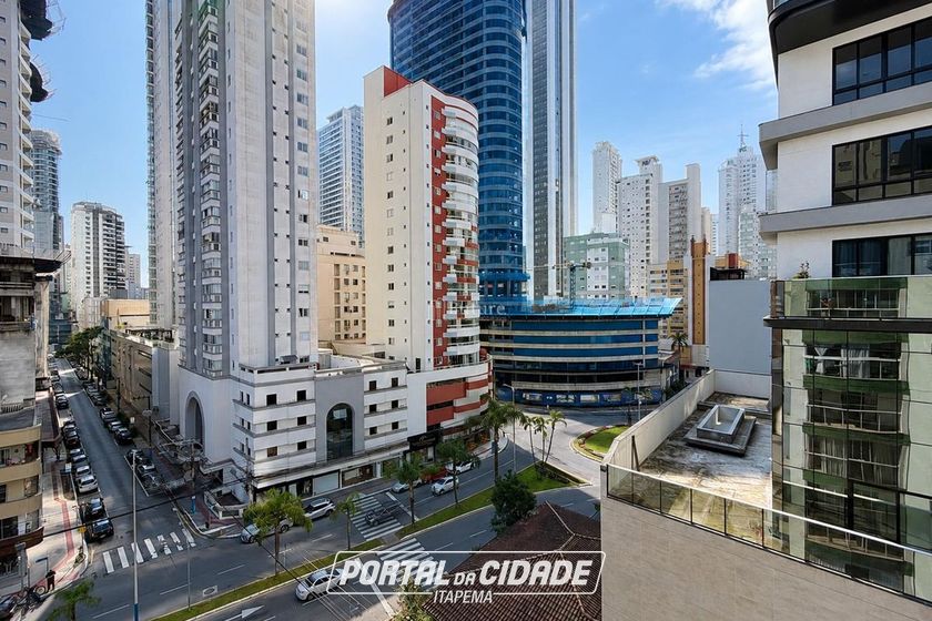Apartamento &agrave; venda - 86m&sup2; - Centro