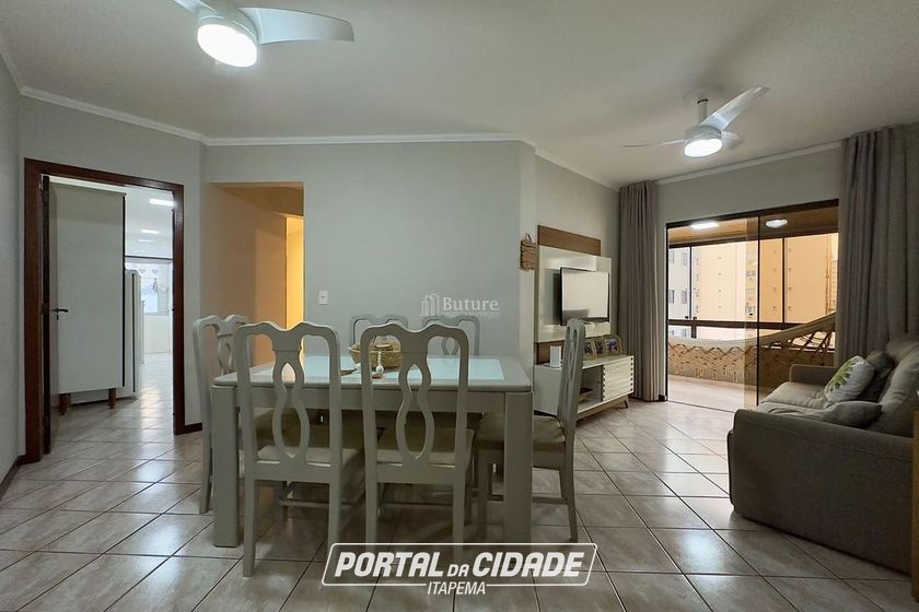 Apartamento &agrave; venda - 115m&sup2; - Meia Praia
