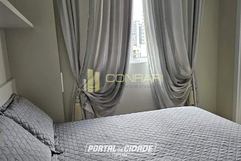 Apartamento &agrave; venda - 78m&sup2; - Meia Praia