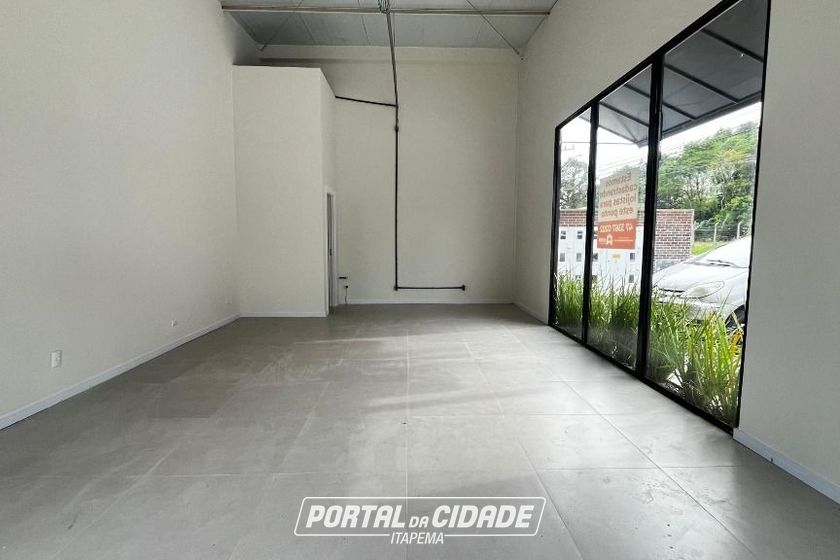 Sala Comercial para alugar - 40m&sup2; - Barra