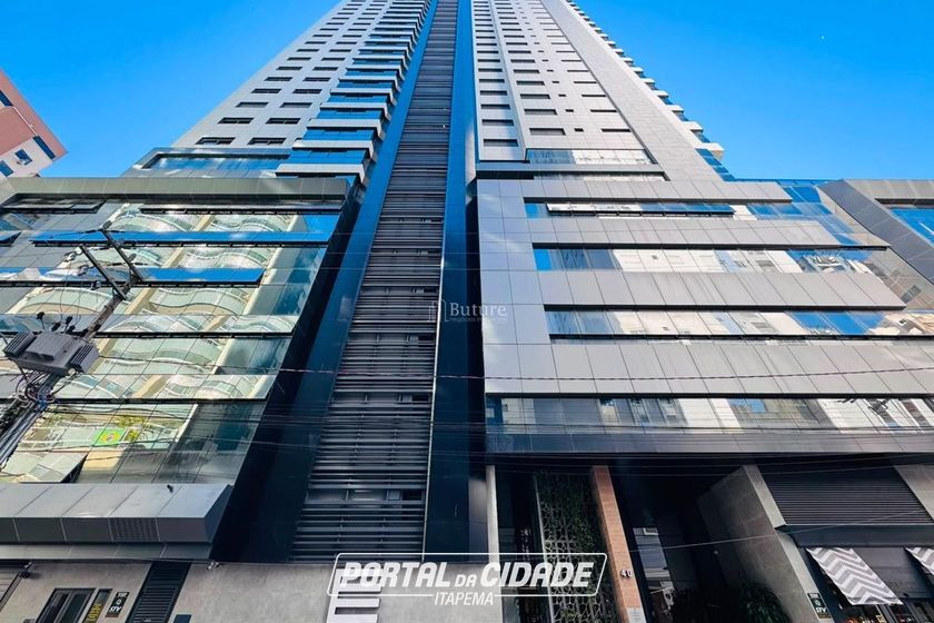 Apartamento &agrave; venda - 222m&sup2; - Centro