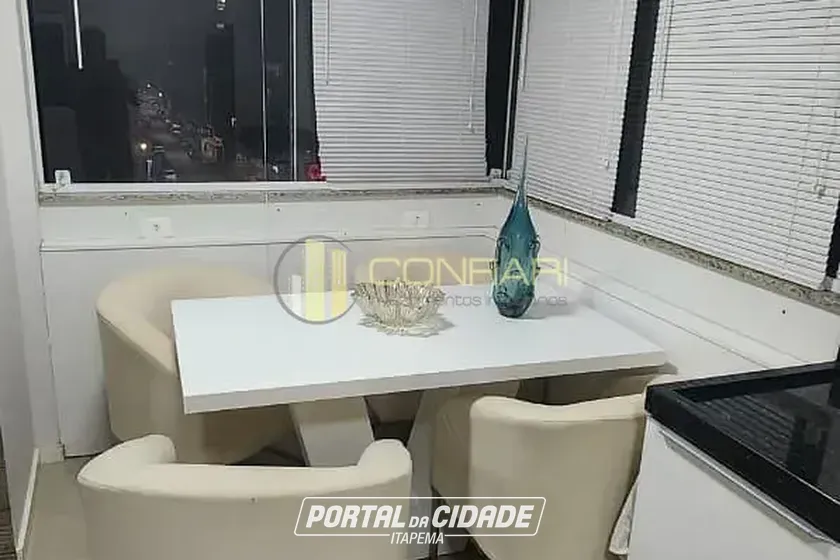 Apartamento para alugar - 80m&sup2; - Meia Praia