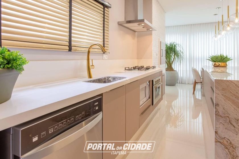 Apartamento &agrave; venda - Meia Praia