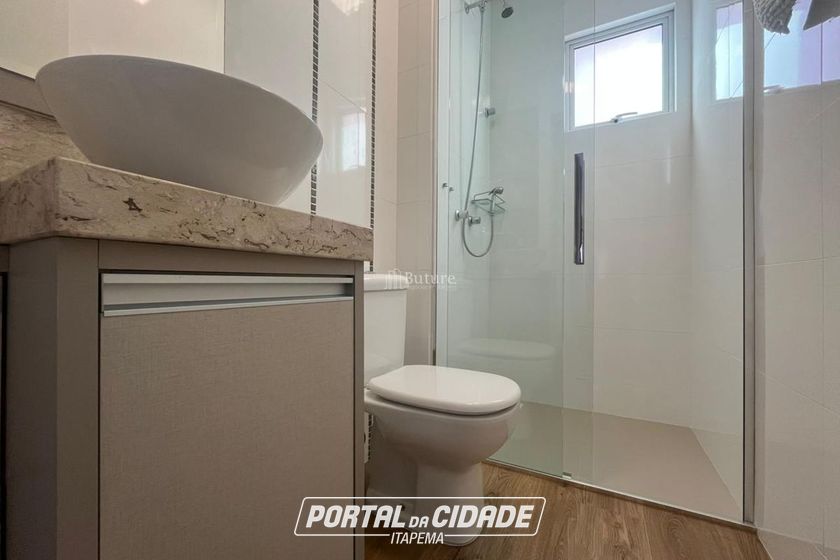 Apartamento &agrave; venda - 159m&sup2; - Meia Praia