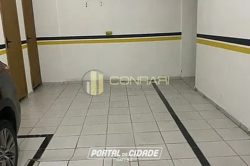 Sala Comercial &agrave; venda - 97m&sup2; - Meia Praia