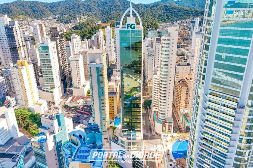 Apartamento &agrave; venda - 150m&sup2; - Pioneiros