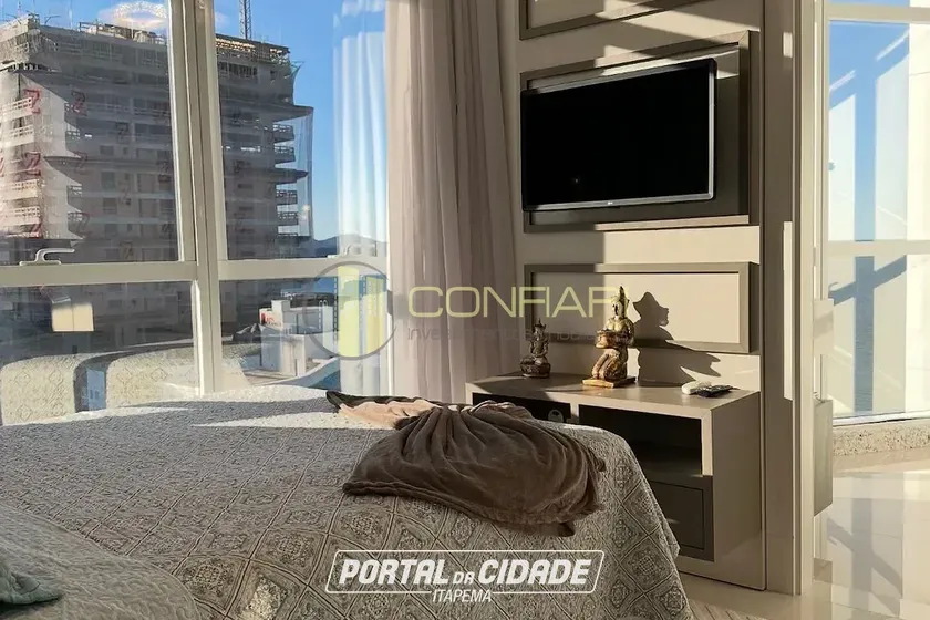 Apartamento &agrave; venda - 229m&sup2; - meia praia