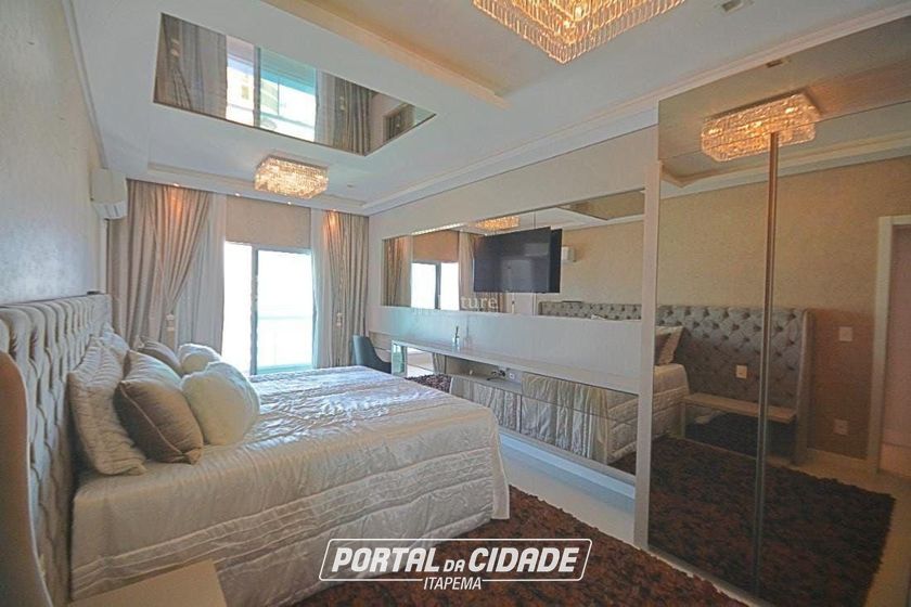 Apartamento &agrave; venda - 208m&sup2; - Meia Praia