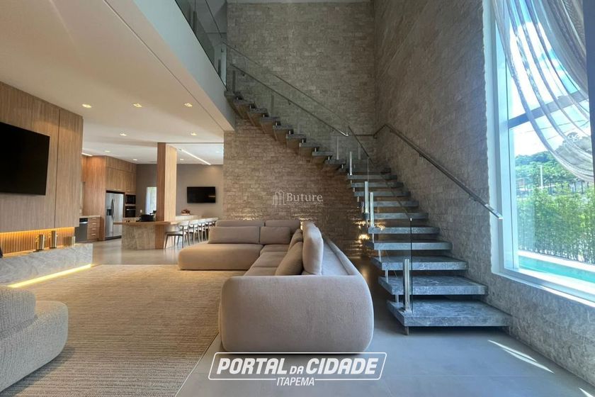 Casa &agrave; venda - 360m&sup2; - Centro