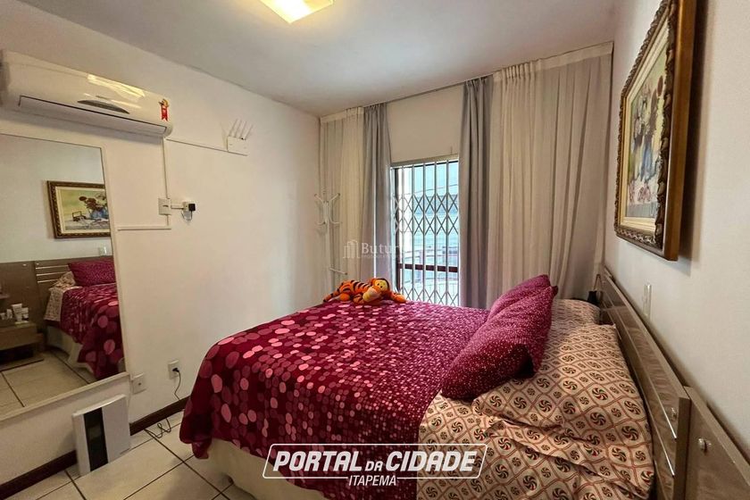Apartamento &agrave; venda - 147m&sup2; - Meia Praia