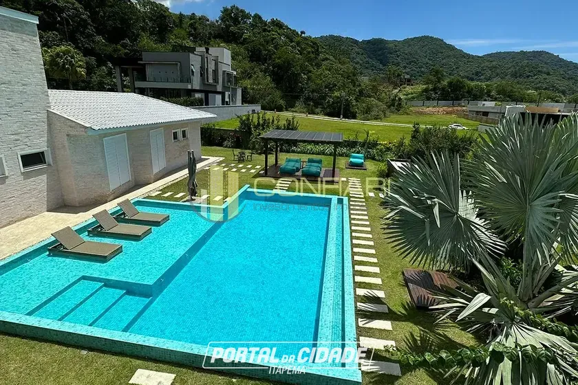 Casa &agrave; venda - 560m&sup2; - Casa Branca