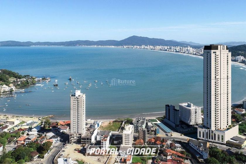 Apartamento &agrave; venda - 180m&sup2; - Centro