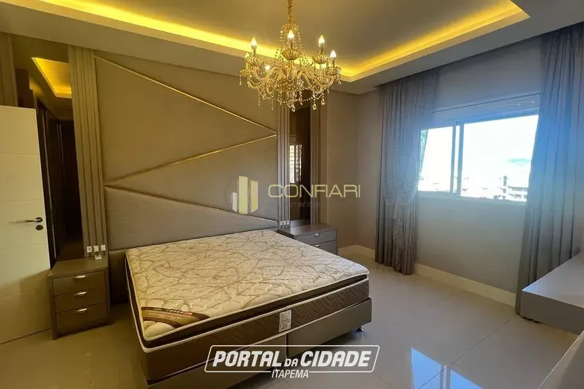 Apartamento &agrave; venda - 268m&sup2; - Meia Praia