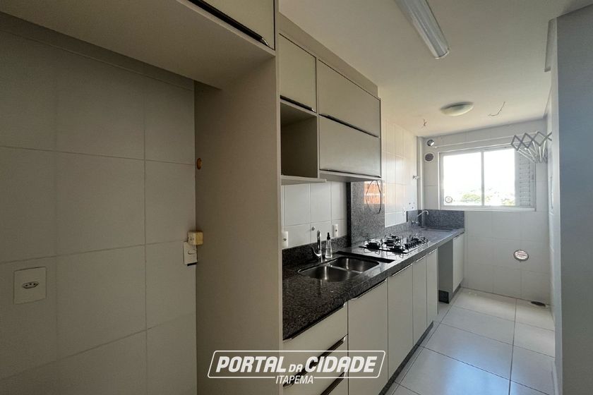Apartamento para alugar - 68m&sup2; - Centro