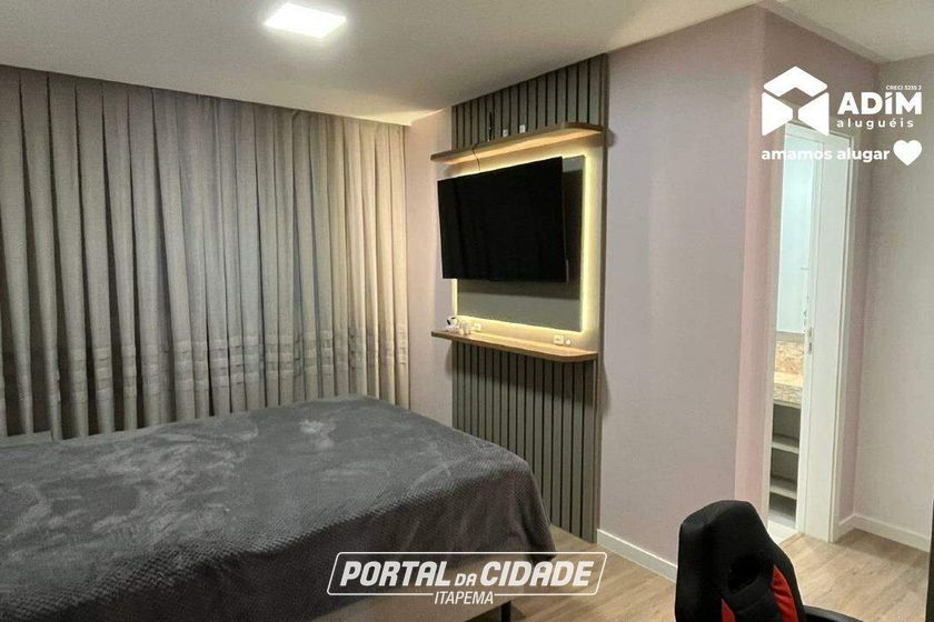 Apartamento para alugar - 200m&sup2; - Meia Praia