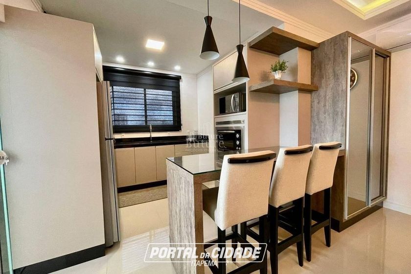 Apartamento &agrave; venda - Meia Praia