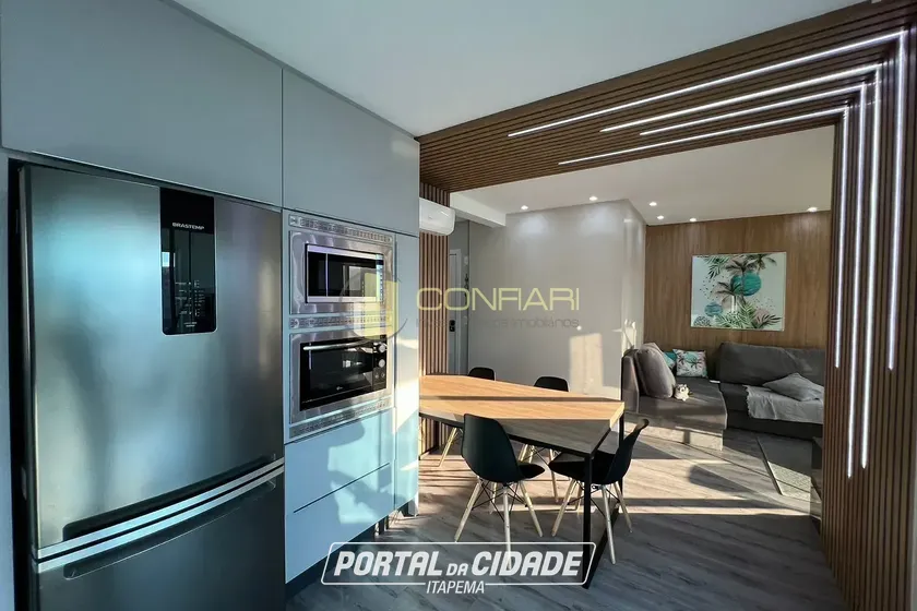 Apartamento &agrave; venda - 113m&sup2; - Meia Praia
