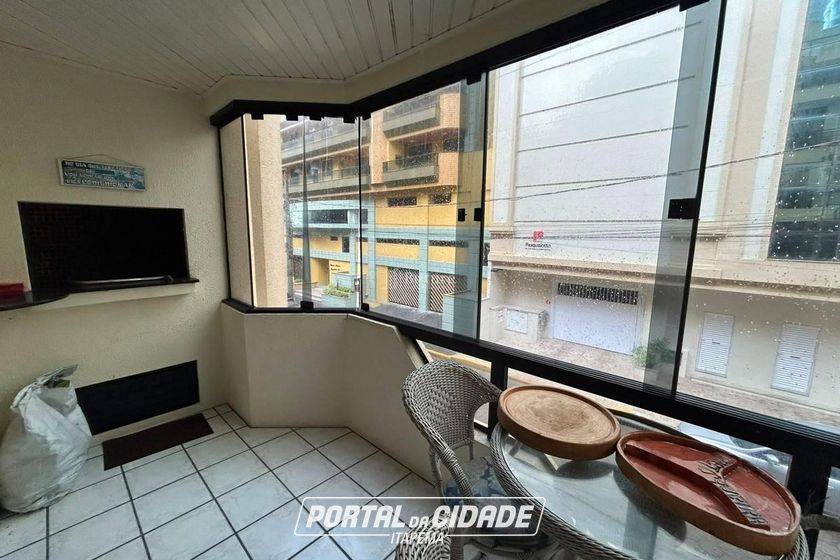 Apartamento &agrave; venda - Meia Praia