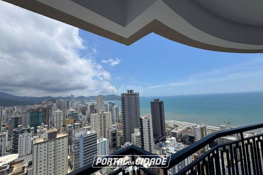 Apartamento &agrave; venda - Meia Praia