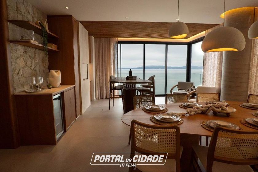 Apartamento &agrave; venda - 335m&sup2; - Centro