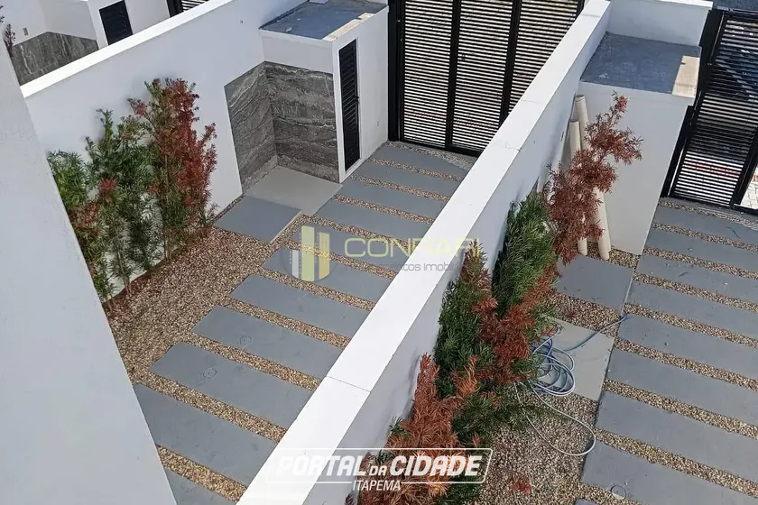 Sobrado &agrave; venda - 97m&sup2; - Morrinhos