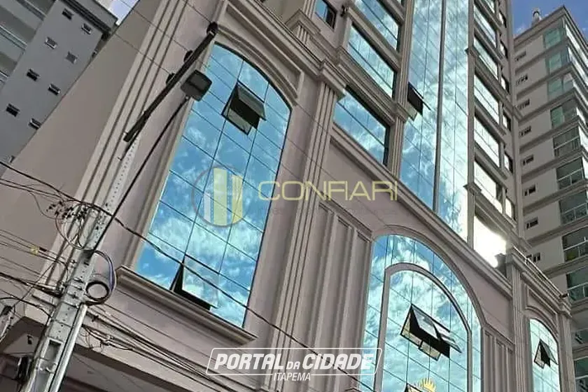 Apartamento &agrave; venda - 115m&sup2; - meia praia