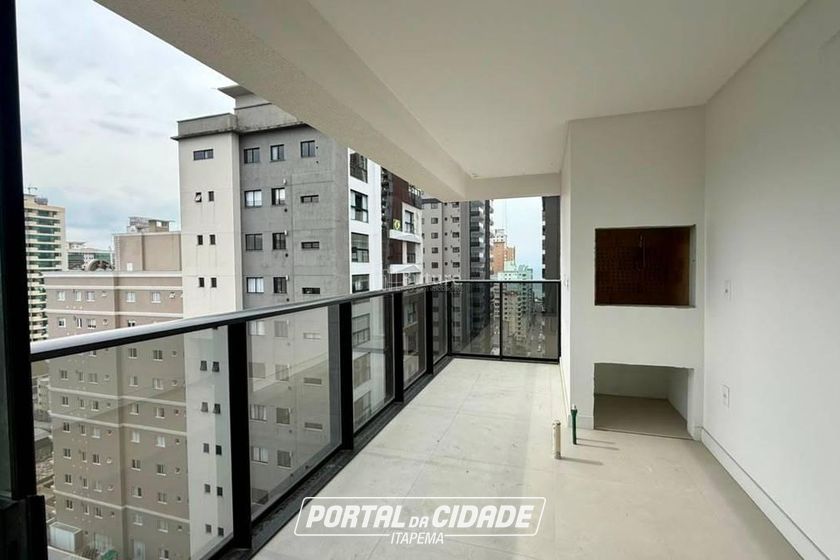 Apartamento &agrave; venda - Meia Praia